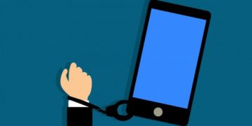 How to Break Free from Internet Dependency